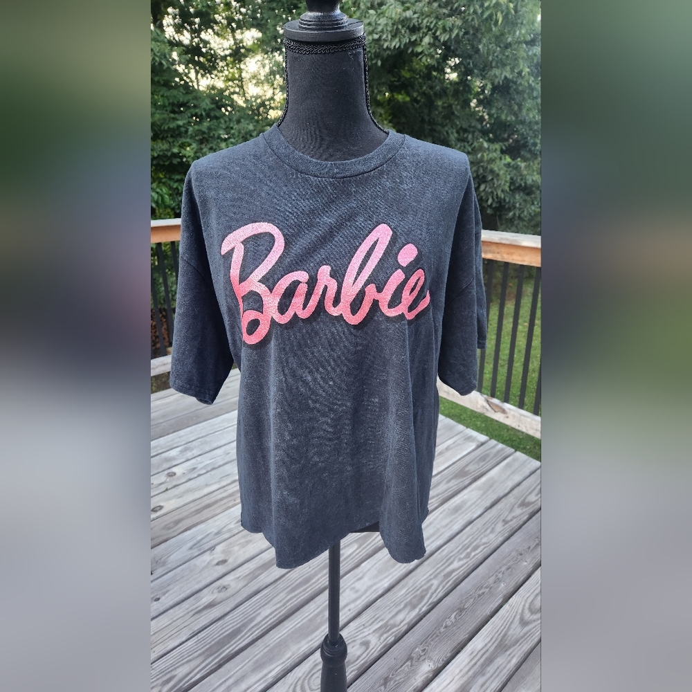 Barbie Dark Grey and Hot Pink Cropped Tshirt Size XL